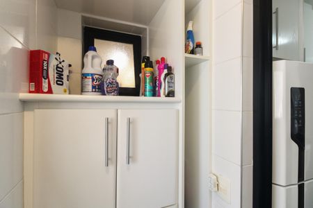 Apartamento à venda com 77m², 3 quartos e 2 vagas Apartamento à venda com 77m², 3 quartos e 2 vagasÁrea de Serviço