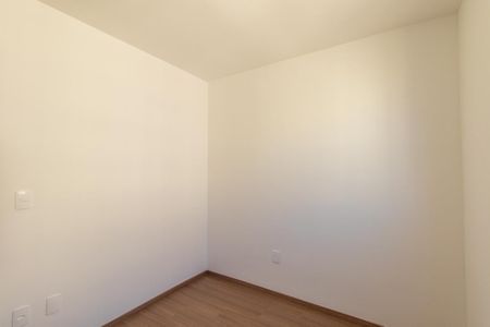 Quarto 1 de apartamento para alugar com 2 quartos, 48m² em Cidade Industrial de Curitiba, Curitiba