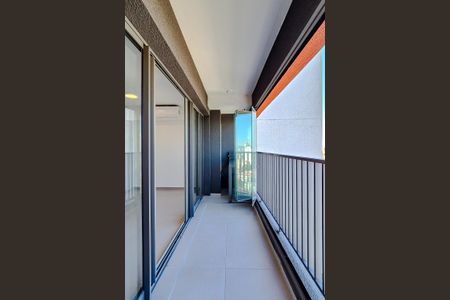 Varanda de kitnet/studio à venda com 1 quarto, 40m² em Pompeia, São Paulo