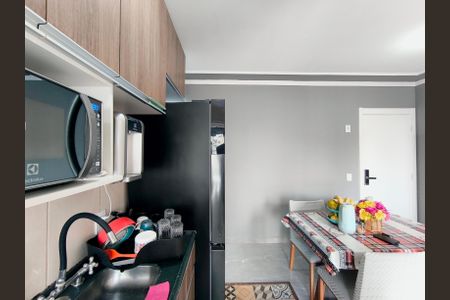 Apartamento à venda com 49m², 2 quartos e 1 vaga Apartamento à venda com 49m², 2 quartos e 1 vagaCozinha e Área de Serviço