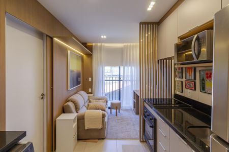 Studio para alugar com 33m², 1 quarto e sem vaga Studio para alugar com 33m², 1 quarto e sem vagaCozinha e Área de Serviço