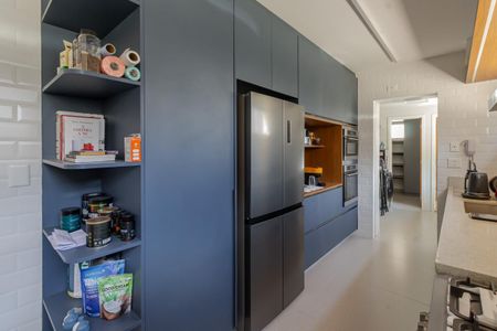 Apartamento à venda com 193m², 3 quartos e 2 vagasCozinha