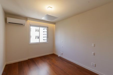 Apartamento à venda com 193m², 3 quartos e 2 vagasQuarto 1
