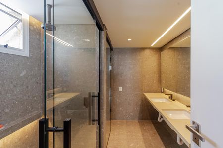 Apartamento à venda com 193m², 3 quartos e 2 vagasBanheiro da Suíte