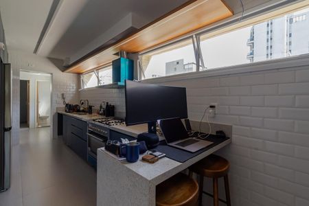 Apartamento à venda com 193m², 3 quartos e 2 vagasCozinha