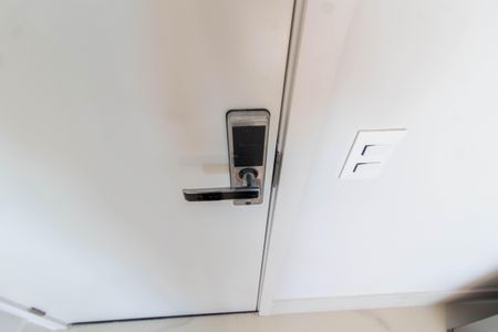 Apartamento para alugar com 37m², 1 quarto e 1 vagaFECHADURA ELETRÔNICA