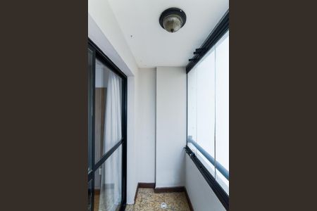 Apartamento à venda com 70m², 3 quartos e 2 vagasVaranda da Sala