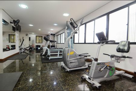 Apartamento à venda com 70m², 3 quartos e 2 vagas Apartamento à venda com 70m², 3 quartos e 2 vagasAcademia