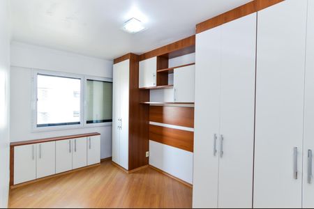 Apartamento à venda com 70m², 3 quartos e 2 vagasQuarto 3 - Suíte