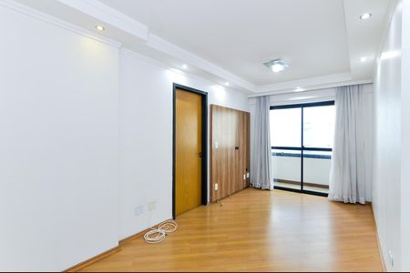 Sala de apartamento à venda com 3 quartos, 70m² em Vila Rosalia, Guarulhos