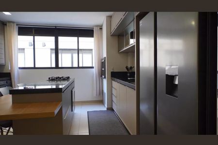 Apartamento para alugar com 65m², 2 quartos e 1 vaga Apartamento para alugar com 65m², 2 quartos e 1 vagaCozinha