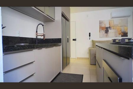 Apartamento para alugar com 65m², 2 quartos e 1 vaga Apartamento para alugar com 65m², 2 quartos e 1 vagaCozinha