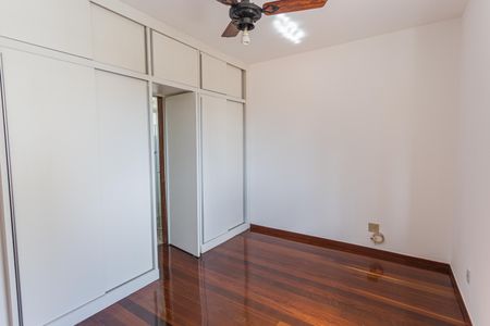 Suíte de apartamento à venda com 4 quartos, 127m² em Santo Antônio, Belo Horizonte
