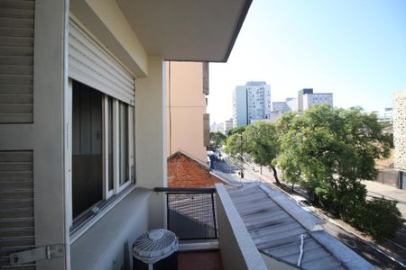 Apartamento à venda com 73m², 2 quartos e sem vagaSacada