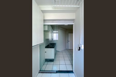 Apartamento à venda com 75m², 3 quartos e 1 vaga Apartamento à venda com 75m², 3 quartos e 1 vagaÁrea de Serviço