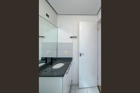 Apartamento à venda com 75m², 3 quartos e 1 vaga Apartamento à venda com 75m², 3 quartos e 1 vagaBanheiro da Suíte