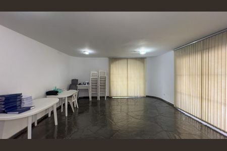 Apartamento para alugar com 100m², 3 quartos e 1 vaga Apartamento para alugar com 100m², 3 quartos e 1 vagaSalão de Festas