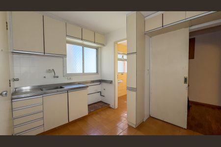 Apartamento para alugar com 100m², 3 quartos e 1 vaga Apartamento para alugar com 100m², 3 quartos e 1 vagaCozinha