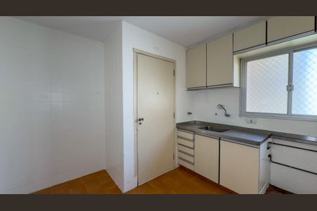 Apartamento para alugar com 100m², 3 quartos e 1 vaga Apartamento para alugar com 100m², 3 quartos e 1 vagaCozinha