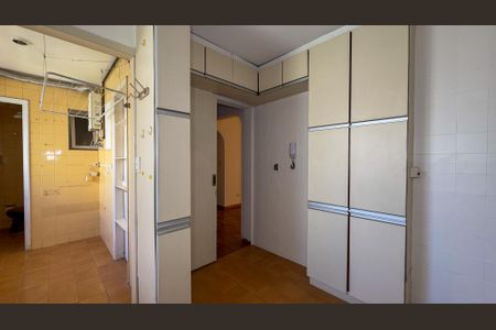 Apartamento para alugar com 100m², 3 quartos e 1 vaga Apartamento para alugar com 100m², 3 quartos e 1 vagaCozinha