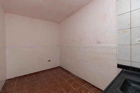 Cozinha de casa para alugar com 1 quarto, 55m² em Vila Maria Alta, São Paulo