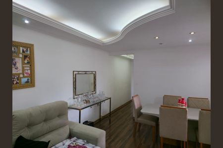 Apartamento à venda com 87m², 3 quartos e sem vaga Apartamento à venda com 87m², 3 quartos e sem vagaSala