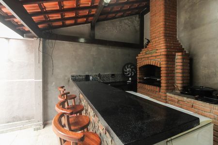 Casa à venda com 144m², 3 quartos e 2 vagasQuintal com Churrasqueira 
