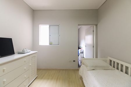 Casa à venda com 144m², 3 quartos e 2 vagasSuíte 1 