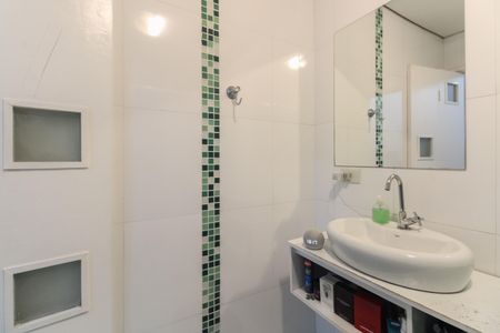 Casa à venda com 144m², 3 quartos e 2 vagasBanheiro Social 