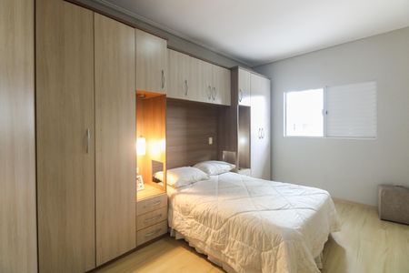 Casa à venda com 144m², 3 quartos e 2 vagasSuíte 2