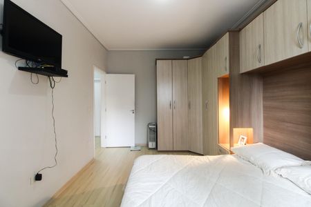 Casa à venda com 144m², 3 quartos e 2 vagasSuíte 2