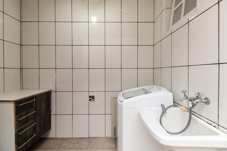 Casa à venda com 144m², 3 quartos e 2 vagasÁrea de Serviço 