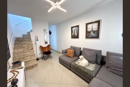 Sala de casa à venda com 2 quartos, 79m² em Vila Sao Luis, Guarulhos