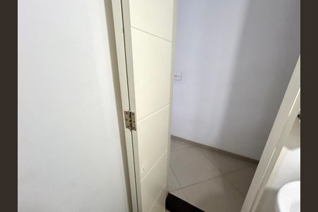 Casa à venda com 79m², 2 quartos e 1 vagaBanheiro 2