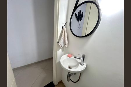 Casa à venda com 79m², 2 quartos e 1 vagaBanheiro 2