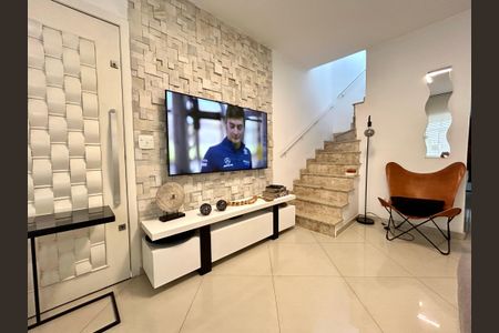 Casa à venda com 79m², 2 quartos e 1 vagaSala