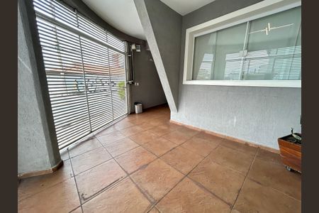 Casa à venda com 79m², 2 quartos e 1 vagaGaragem