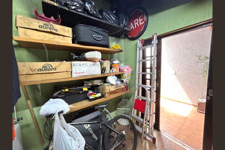 Casa à venda com 79m², 2 quartos e 1 vagaÁrea de Serviço