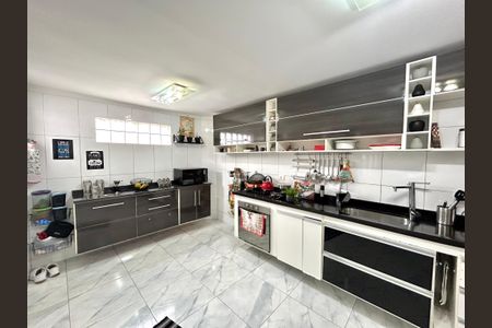 Casa à venda com 79m², 2 quartos e 1 vagaCozinha