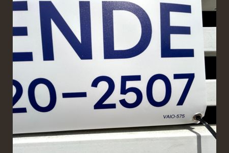 Casa à venda com 79m², 2 quartos e 1 vagaCódigo da placa VAIO-575
