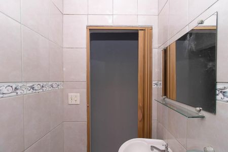 Casa para alugar com 45m², 1 quarto e sem vaga Casa para alugar com 45m², 1 quarto e sem vagaBanheiro