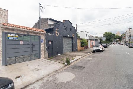 Casa para alugar com 45m², 1 quarto e sem vaga Casa para alugar com 45m², 1 quarto e sem vagaFachada