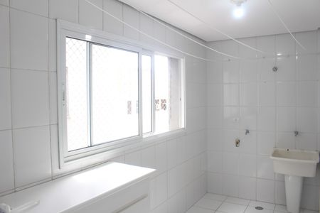 Apartamento para alugar com 110m², 3 quartos e 1 vagaÁrea de Serviço