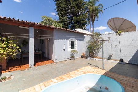 Casa para alugar com 170m², 4 quartos e 3 vagas Casa para alugar com 170m², 4 quartos e 3 vagasQuintal