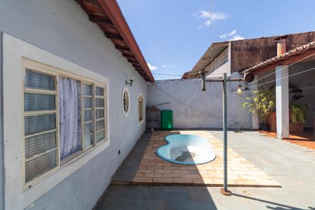 Casa para alugar com 170m², 4 quartos e 3 vagas Casa para alugar com 170m², 4 quartos e 3 vagasQuintal