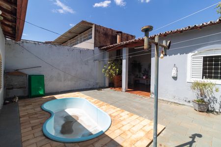 Casa para alugar com 170m², 4 quartos e 3 vagas Casa para alugar com 170m², 4 quartos e 3 vagasQuintal