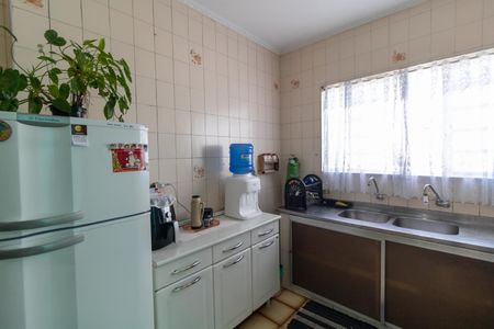 Casa para alugar com 170m², 4 quartos e 3 vagas Casa para alugar com 170m², 4 quartos e 3 vagasCozinha