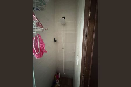 Banheiro de casa para alugar com 2 quartos, 140m² em Vila Caiçara, Praia Grande