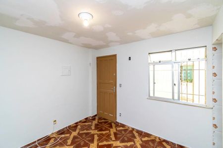 Sala de apartamento para alugar com 2 quartos, 58m² em Ramos, Rio de Janeiro
