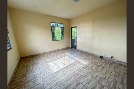 Casa para alugar com 80m², 2 quartos e 1 vagaSala